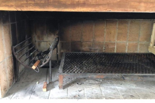 HERMOSA CASA EN BARRIO CERRADO DE MONTAÑA CON PILETA PARA 8 PERSONAS