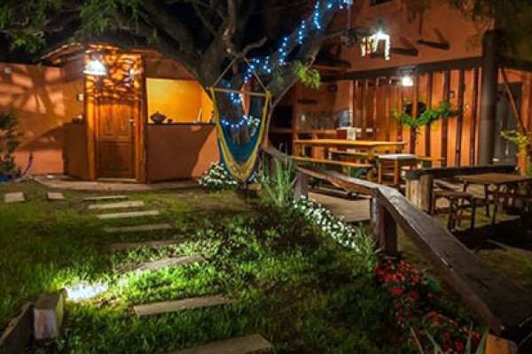 DUPLEX PARA 2 A 6 PERSONAS CON PILETA COMPARTIDA. PARRILLA. COCHERA. EQUIPAMIENTO FULL