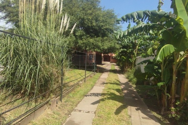 DUPLEX PARA 2 A 6 PERSONAS CON PILETA COMPARTIDA. PARRILLA. COCHERA. EQUIPAMIENTO FULL