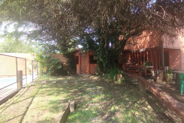 DUPLEX PARA 2 A 6 PERSONAS CON PILETA COMPARTIDA. PARRILLA. COCHERA. EQUIPAMIENTO FULL