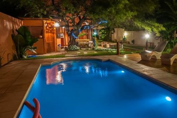 DUPLEX PARA 2 A 6 PERSONAS CON PILETA COMPARTIDA. PARRILLA. COCHERA. EQUIPAMIENTO FULL