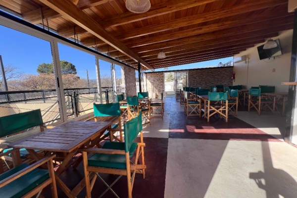 DEPARTAMENTO PARA 4 PERSONAS CON PILETA, COCHERA, QUINCHO A METROS DEL LAGO SAN ROQUE