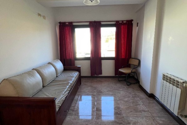 DEPARTAMENTO PARA 4 PERSONAS CON PILETA, COCHERA, QUINCHO A METROS DEL LAGO SAN ROQUE