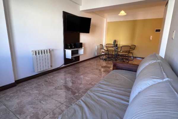 DEPARTAMENTO PARA 4 PERSONAS CON PILETA, COCHERA, QUINCHO A METROS DEL LAGO SAN ROQUE