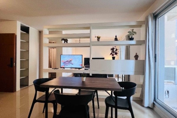 DEPARTAMENTO DE CATGORIA EN TORRE OPERA. CENTRICO. CON PISCINA, QUICHO, GIMNASIO, COCHERA