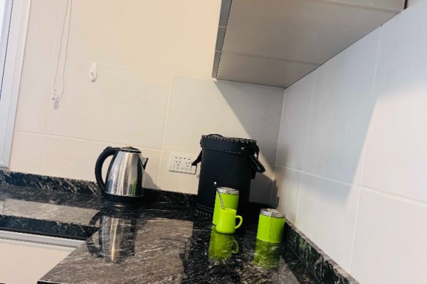 DEPARTAMENTO DE CATGORIA EN TORRE OPERA. CENTRICO. CON PISCINA, QUICHO, GIMNASIO, COCHERA