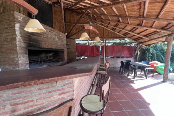 EXCLUSIVO CONDOMINIO SOBRE EL LAGO! PISCINA CLIMATIZADA, QUIMNCHO, BAJADA PROPIA!