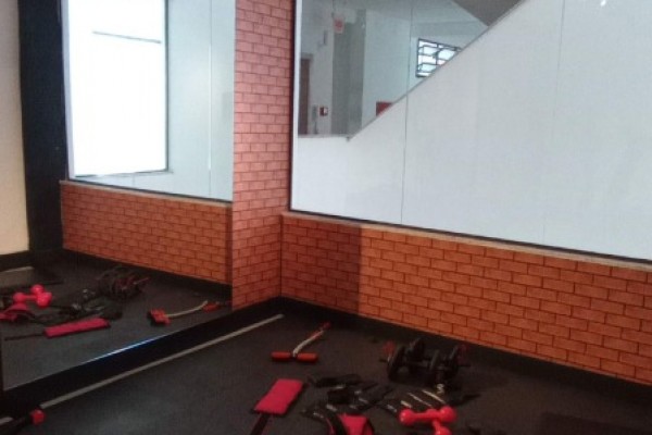 HERMOSO Y AMPLIO DEPARTAMENTO PARA 6 CON PILETA, QUINCHO, PARRILLA A 1 CUADRA Y MEDIA DEL MAR