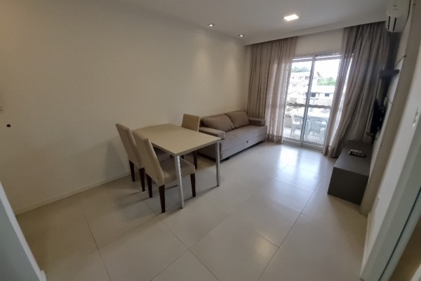 DEPARTAMENTO 208 - APART INGLESES