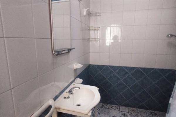 CABAÑA 7: 2 DORMITORIOS