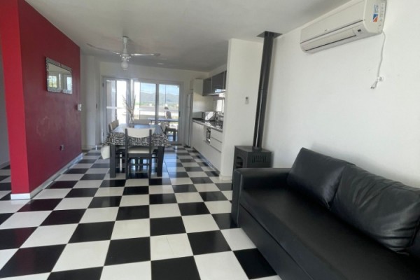 HERMOSA CASA DE CATEGORIA PARA 11 PERSONAS CON PILETA, QUINCHO, VISTA 