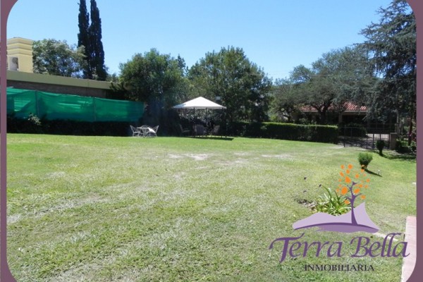 CASA PARA 4/5 PERSONAS CON PILETA USO EXCLUSIVO