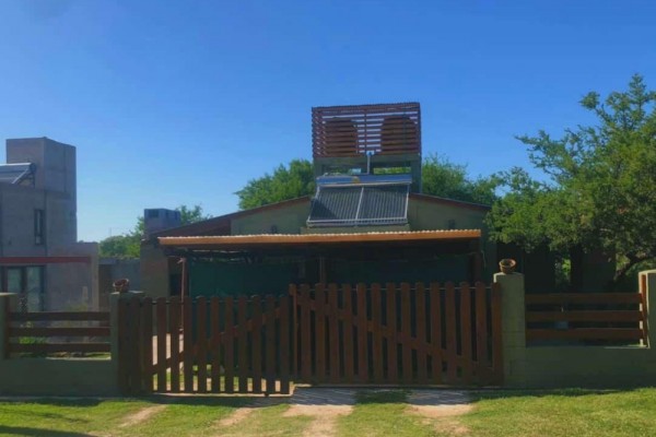 CABAÑAS EN CABALANGO CON PARQUE - PILETA - COCHERA