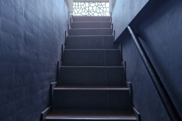 DEPARTAMENTO EN AV. CARCANO. UN DORMITORIO. COCHERA