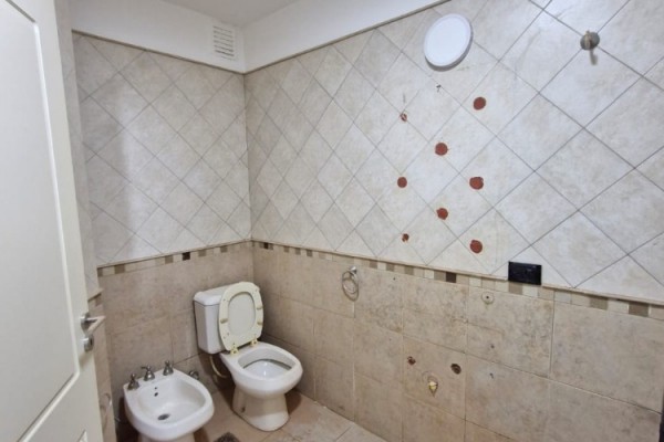 Departamento 2 dormitorios en villa Carlos paz con pileta y cochera