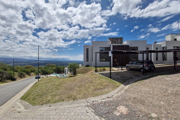 Departamento en hermoso complejo para 