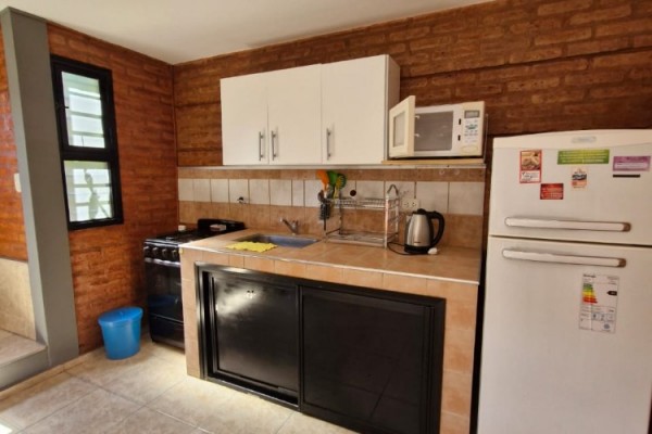 DUPLEX 1 DORMITORIO A METROS DEL RIO. COCHERA. TERRAZA. PARRILLA