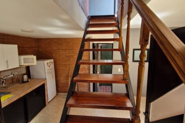 DUPLEX 1 DORMITORIO A METROS DEL RIO. COCHERA. TERRAZA. PARRILLA