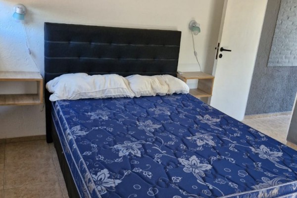 DUPLEX 1 DORMITORIO A METROS DEL RIO. COCHERA. TERRAZA. PARRILLA