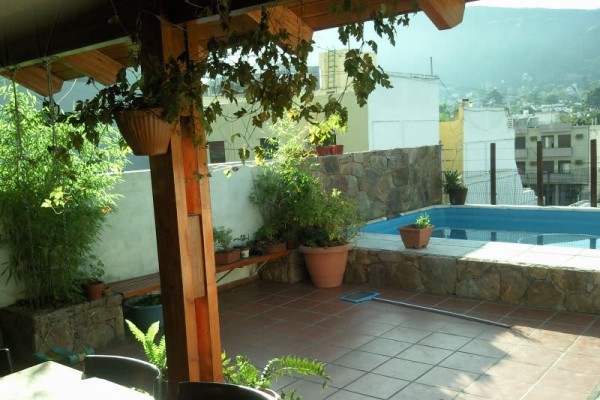 CASA PARA 8/10 PERSONAS - CENTRICA - 3/4 DORMITORIOS - PILETA - GALERIA - PARRILLA - EQUIPAMIENTO FULL