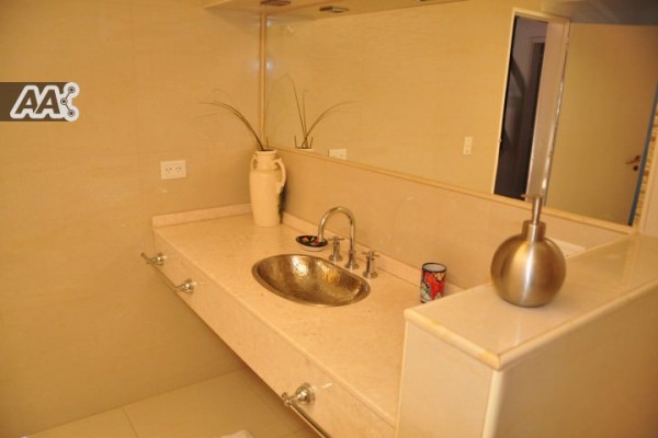 CASA PARA 8/10 PERSONAS - CENTRICA - 3/4 DORMITORIOS - PILETA - GALERIA - PARRILLA - EQUIPAMIENTO FULL