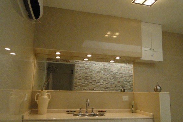 CASA PARA 8/10 PERSONAS - CENTRICA - 3/4 DORMITORIOS - PILETA - GALERIA - PARRILLA - EQUIPAMIENTO FULL