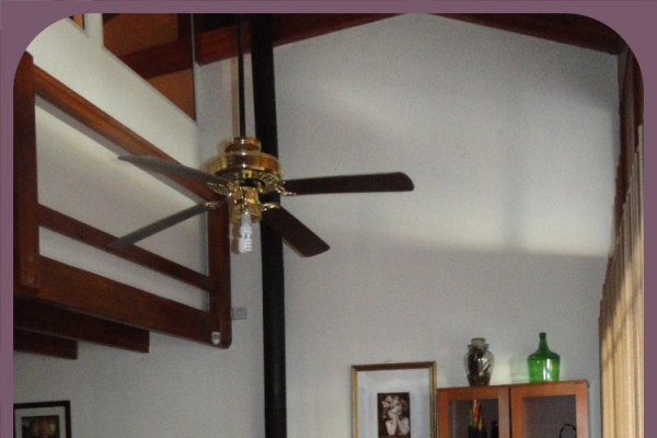 CASA PARA 8/10 PERSONAS - CENTRICA - 3/4 DORMITORIOS - PILETA - GALERIA - PARRILLA - EQUIPAMIENTO FULL