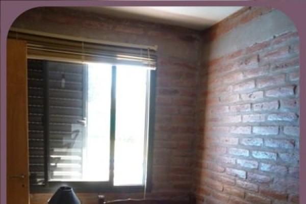 CASA PARA 6 PERSONAS CON PILETA USO EXCLUSIVO-QUINCHO-PATIO