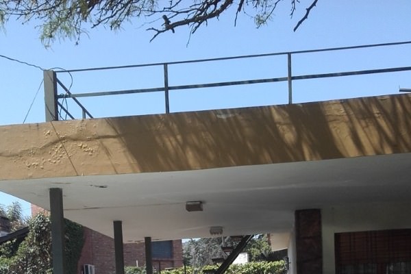 cASA PARA 6 PERSONAS FRENTE AL LAGO! PARQUE - PILETA- VISTA INCREIBLE