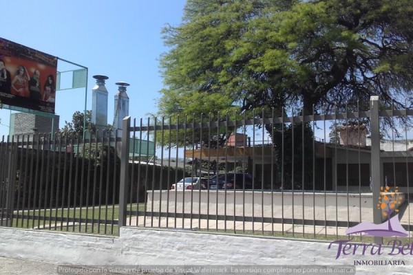 cASA PARA 6 PERSONAS FRENTE AL LAGO! PARQUE - PILETA- VISTA INCREIBLE