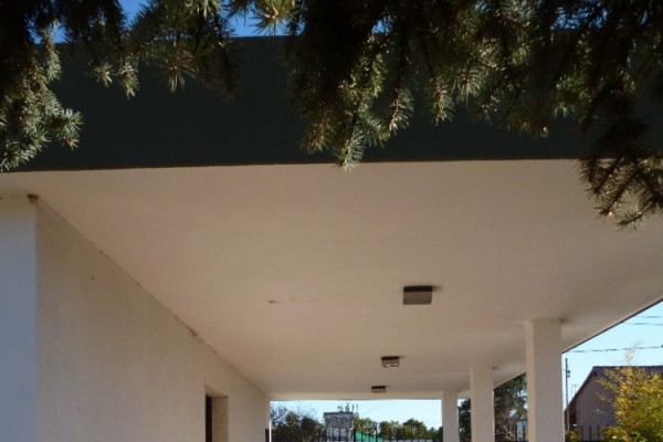CHALET PARA 8/10 PERSONAS CON GRAN PARQUE, PISCINA Y QUINCHO