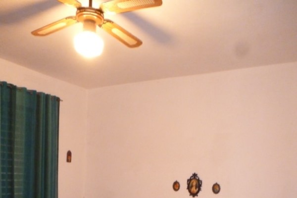 CHALET PARA 8/10 PERSONAS CON GRAN PARQUE, PISCINA Y QUINCHO