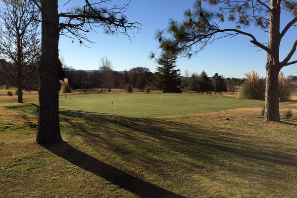 LOTE EN COUNTRY CARLOS PAZ GOLF - SAN ANTONIO DE ARREDONDO