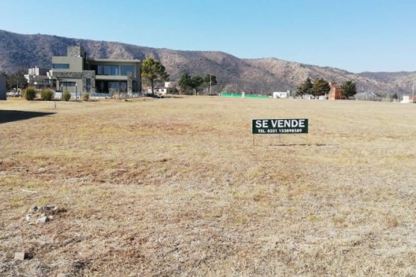 LOTE EN COUNTRY CARLOS PAZ GOLF - SAN ANTONIO DE ARREDONDO