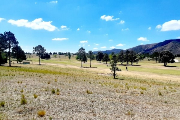LOTE EN COUNTRY CARLOS PAZ GOLF - SAN ANTONIO DE ARREDONDO
