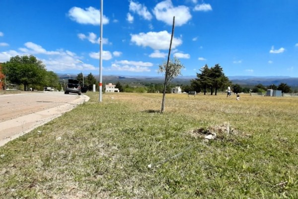 LOTE EN COUNTRY CARLOS PAZ GOLF - SAN ANTONIO DE ARREDONDO
