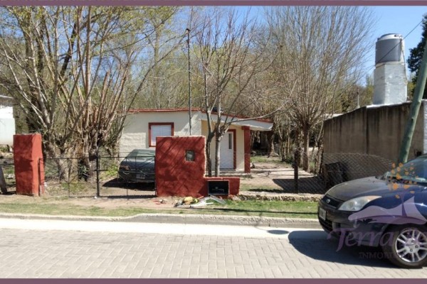 CASA ECONOMICA 2 DORMITORIOS PROXIMA AL RIO