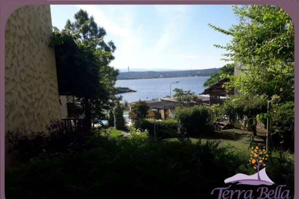 EXCLUSIVO CONDOMINIO SOBRE EL LAGO! PISCINA CLIMATIZADA, QUIMNCHO, BAJADA PROPIA!