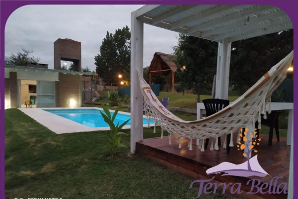 HERMOSO DEPARTAMENTO CON PILETA, CERCANO AL RÍO