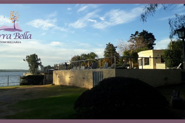 EXCLUSIVO CONDOMINIO SOBRE EL LAGO! PISCINA CLIMATIZADA, QUIMNCHO, BAJADA PROPIA!