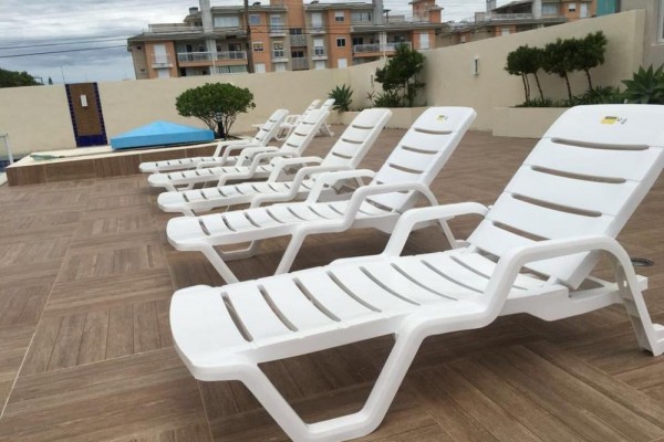 DEPARTAMENTO PARA 4 A 50 METROS DEL MAR CON PILETA, QUINCHO, JUEGOS EN INGLESES NORTE