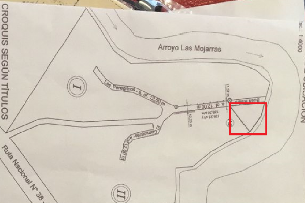 LOTES CON COSTA SOBRE EL RIO EN PARQUE SIQUIMAN!!