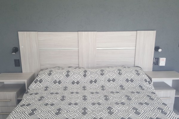 HERMOSA CASA DE CATEGORIA PARA 11 PERSONAS CON PILETA, QUINCHO, VISTA 