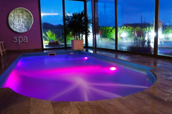 HERMOSO COMPLEJO DE CABAÑAS Y APART HOTEL CON PILETA CLIMATIZADA