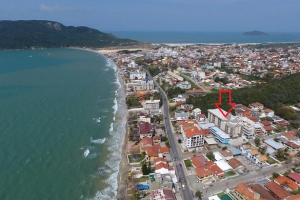 DEPARTAMENTOS PARA 3/4 EN HERMOSO CONDOMINIO A 50 METROS DEL MAR!!