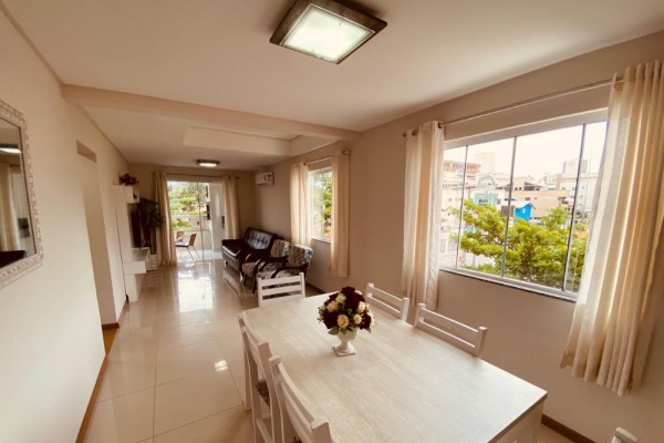 CÓMODOS DEPARTAMENTOS A 100 METROS DEL MAR PARA 12 PERSONAS