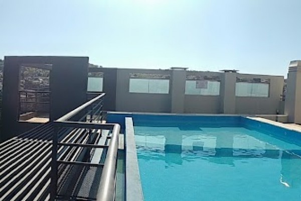 DEPARTAMENTO PARA 6/7 PERSONAS CON PILETA - CENTRICO - COCHERA - EQUIPAMIENTO FULL