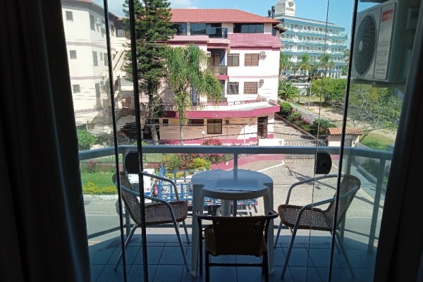 DEPARTAMENTO PARA 6 PERSONAS SOBRE LA PLAYA!! 2 DORMITORIOS - PARQUE - QUINCHO - BALCÓN