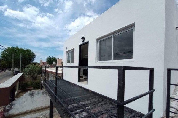 DEPARTAMENTO A METROS DEL LAGO, PARA 6 PERSONAS