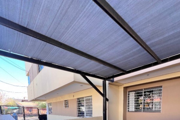 DEPARTAMENTO PARA 4 PERSONAS CON PILETA, COCHERA, QUINCHO A METROS DEL LAGO SAN ROQUE